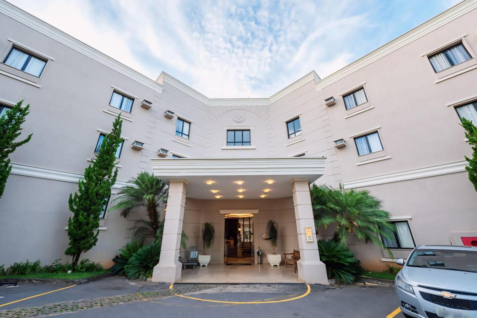 Class Hotel Varginha Варжінья Екстер'єр фото