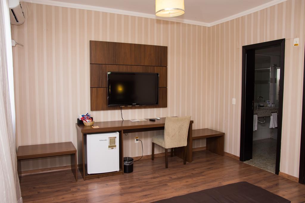 Class Hotel Varginha Варжінья Екстер'єр фото